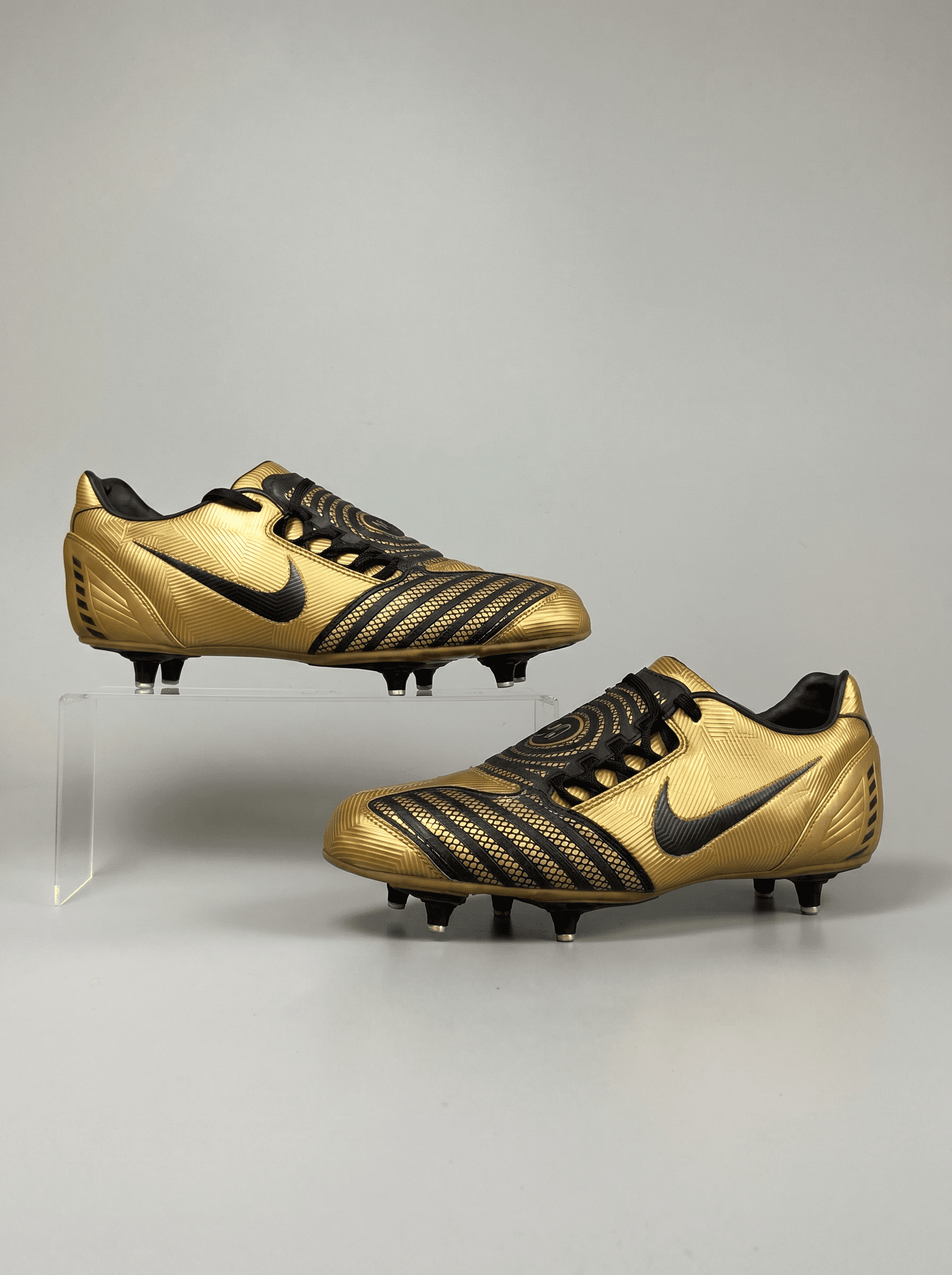 2004 Nike Total 90 III SG soccer cleats US 13 | UK 12 | EUR 46.5